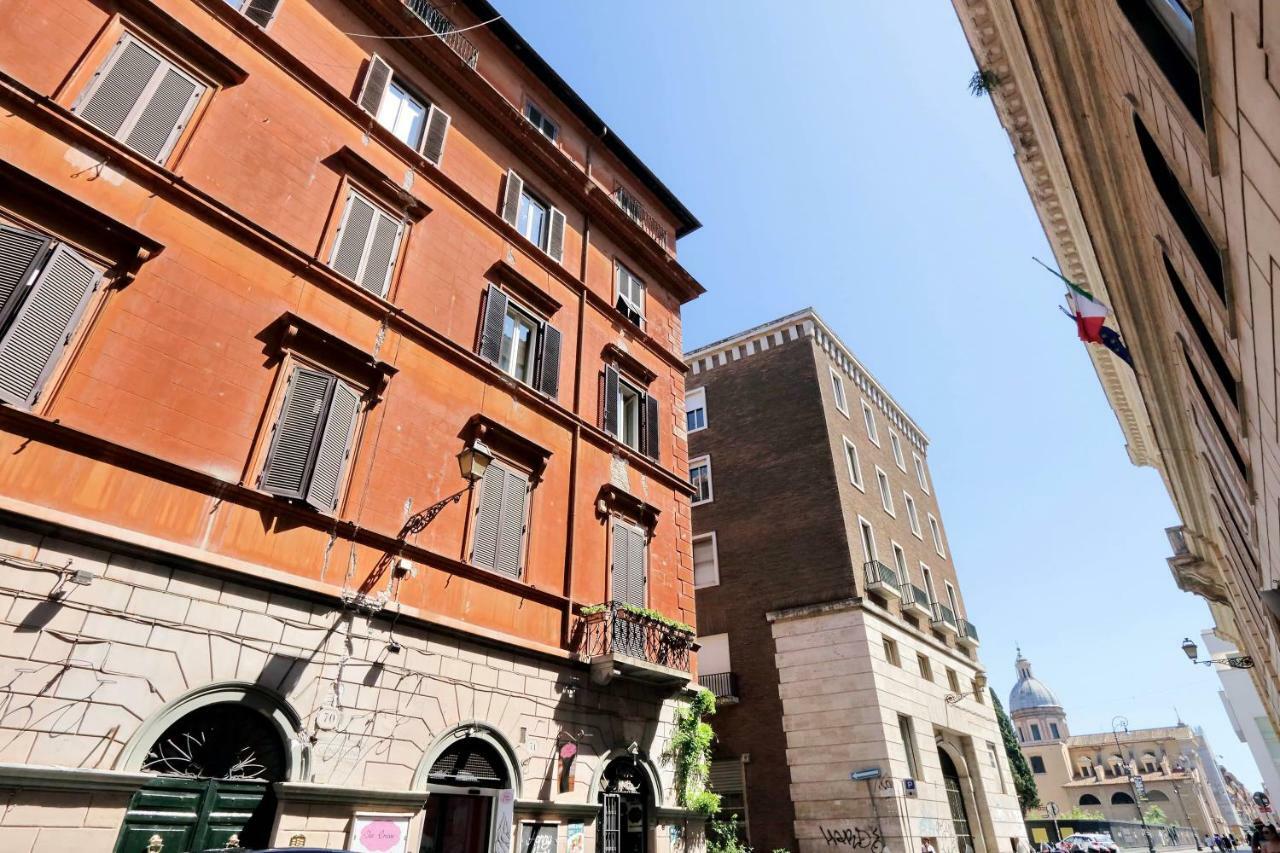 Spanish Diamond Luxury Suites & Jacuzzi Rome Exterior photo